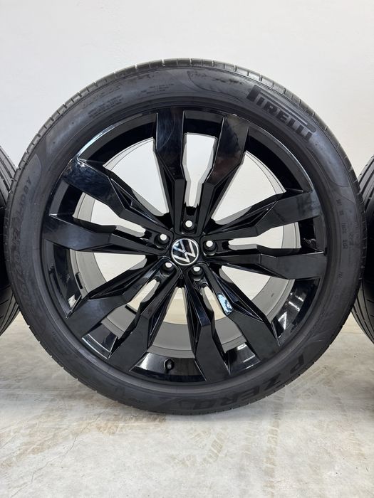 Jante Touareg R21 Originale Suzuka III Pirelli de vara