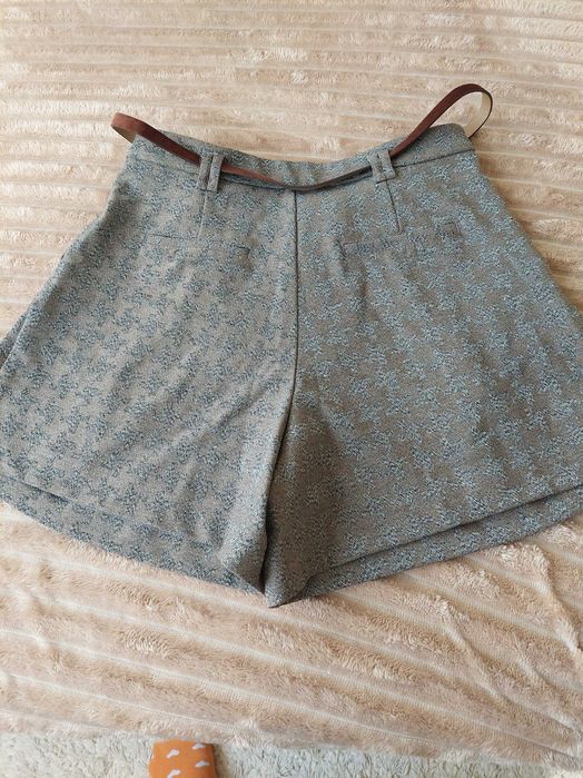 Нови къси панталони