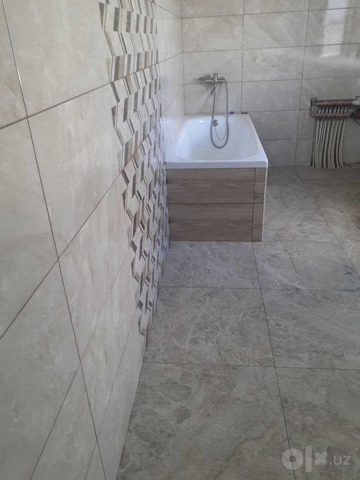 Кафель кладём аккуратно