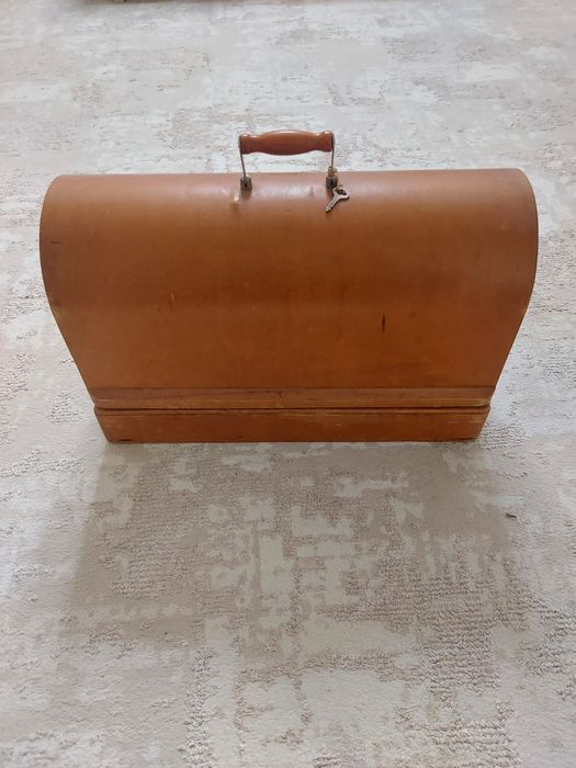 Ручная швейная машинка