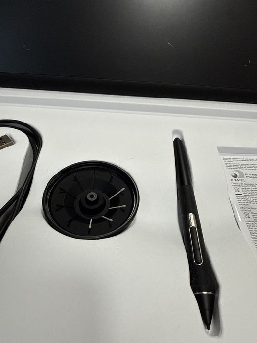 Графичен таблет Wacom Intuos Pro