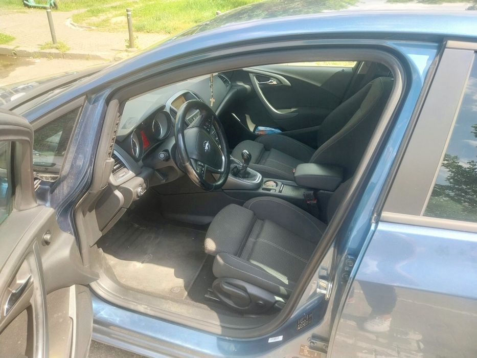 OPEL Astra 2014 — imagine 3