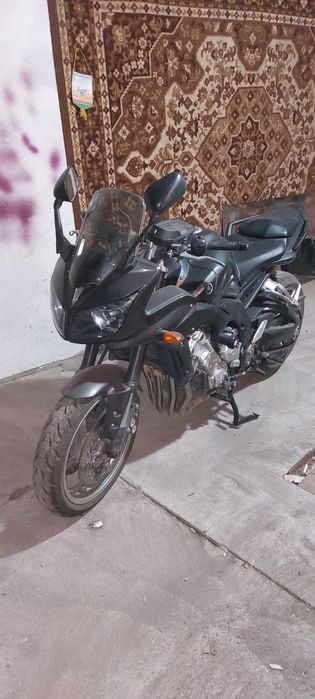 Продам мотоцикл  YAMAHA FZ1.