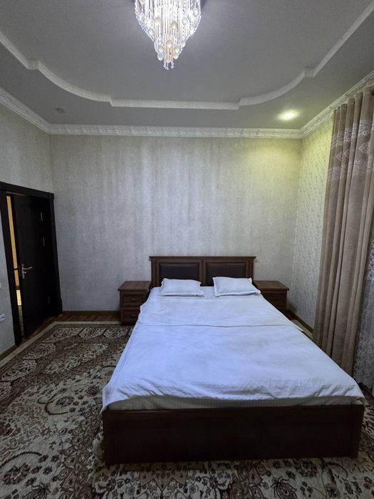 Dacha.Wayt.Hause.Oila.Ulfatlar uchun.Bez makler