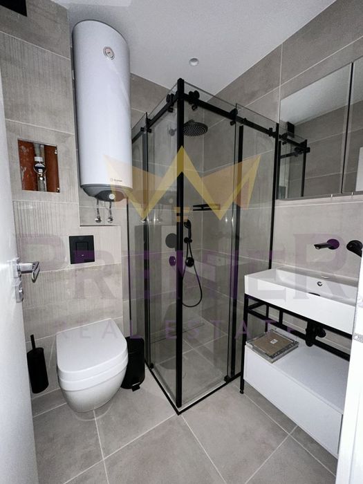 Дава се под наем Двустаен апартамент в Варна, Бриз - 65 кв.м за 613.02 € - Снимка #5