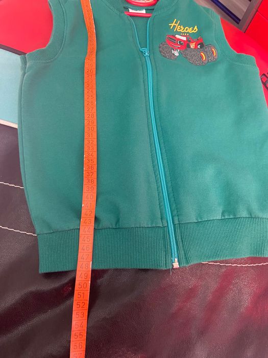 Детски дрехи + подарък; тирмо блуза , 122/7г;   унисекс модел,7-8 г,