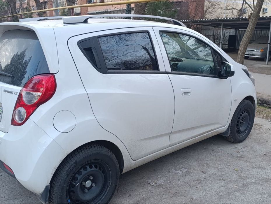 Спарк 4 позиция сотилади