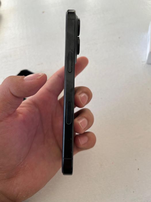 iPhone 16pro 256gb