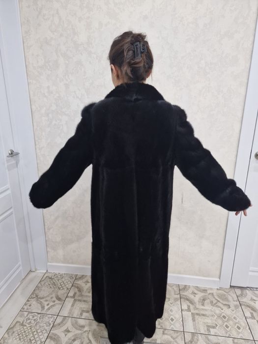 Норковая шуба б/у