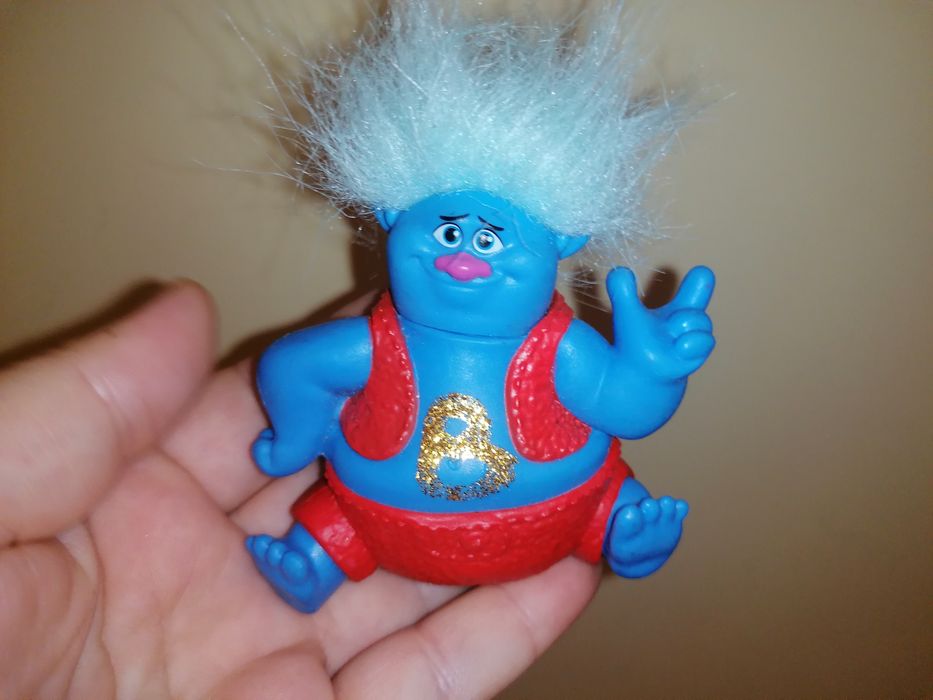 Trolls figurine hasbro