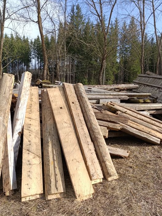 Vând lemn uscat din demolari