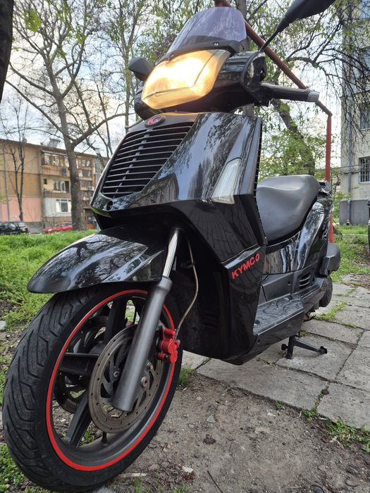 Kymco People S 300i