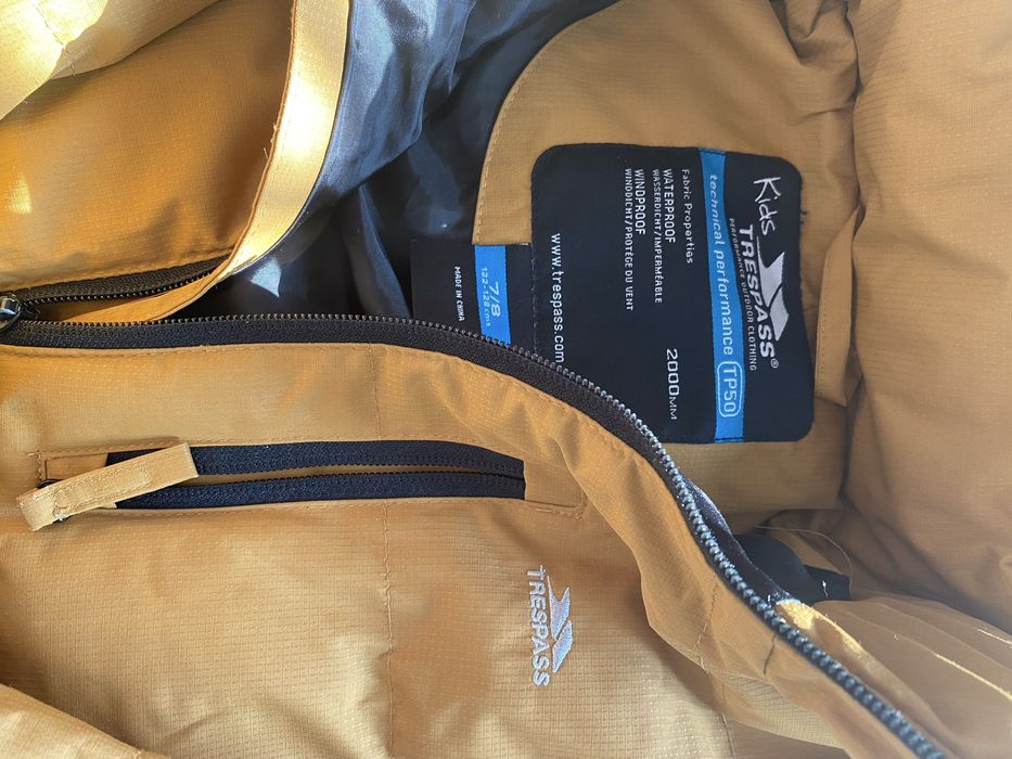 Geaca iarna/ski 122-128 Tresspass