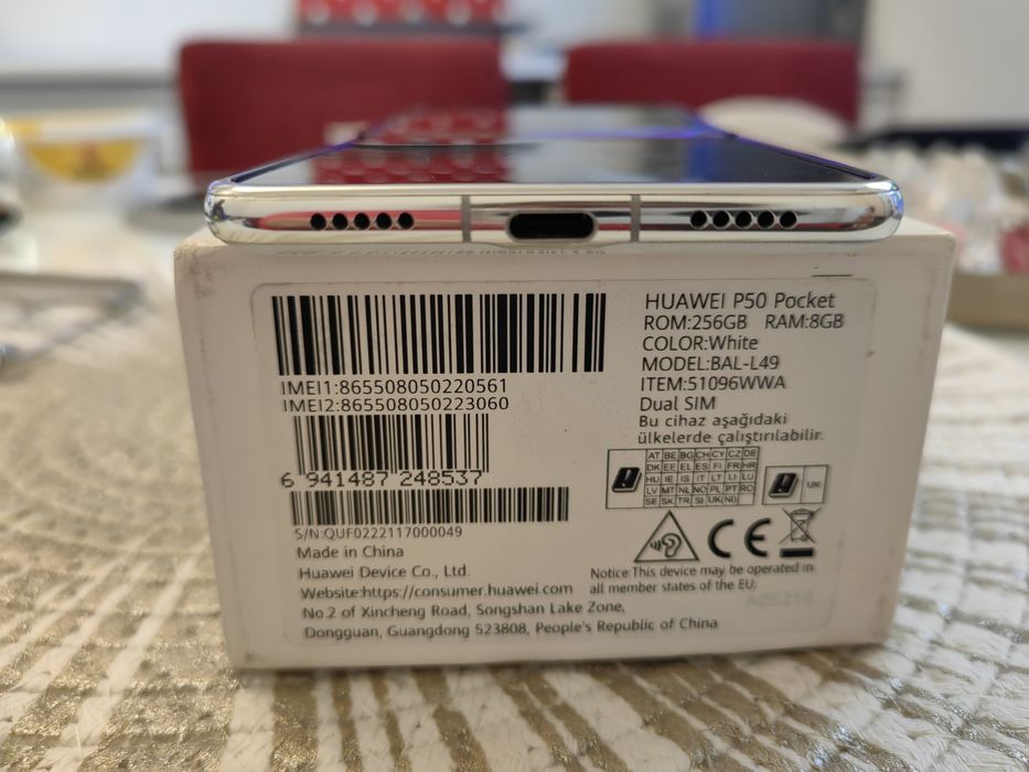 Huawei p50 poket