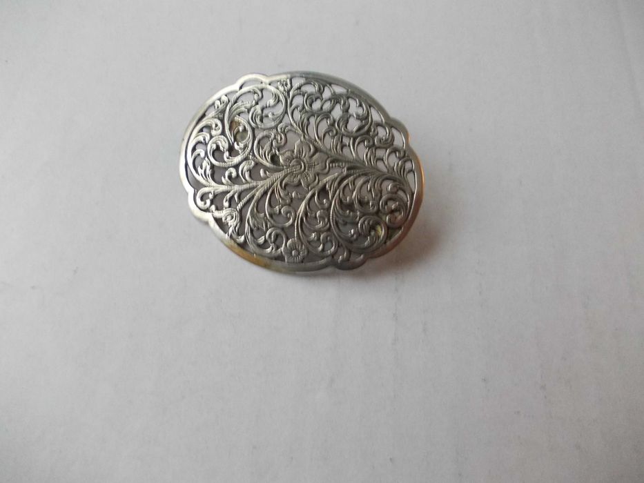 Brosa veche uriasa din argint