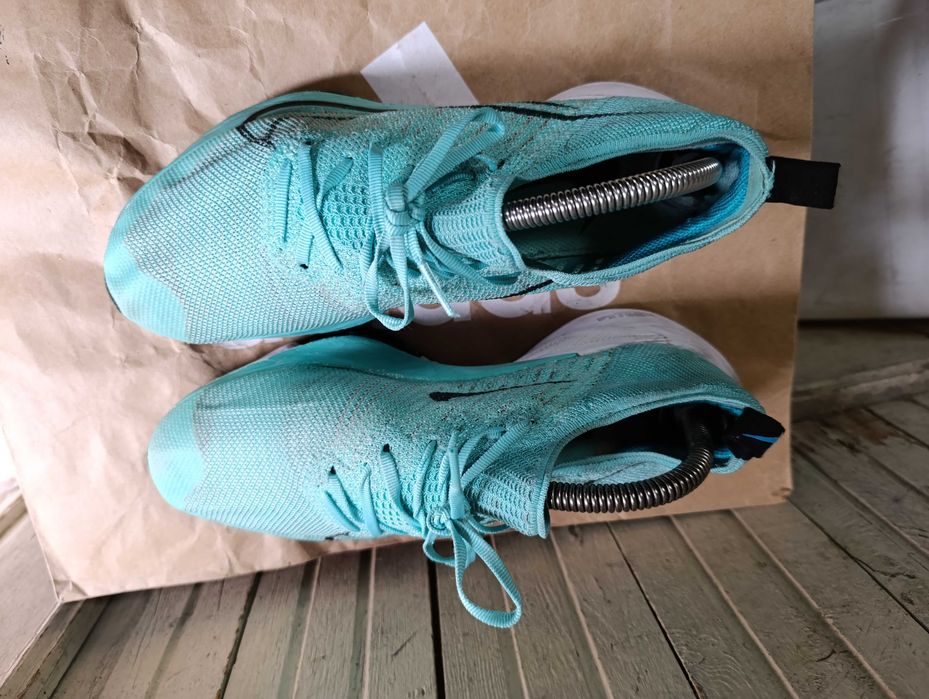 Nike Air Zoom Tempo Next% SS21''оригинални маратонки 41 номер