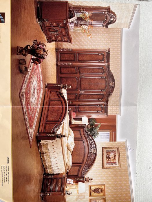 Спальный гарнитур