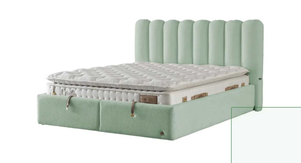 Продавам Тапицирано легло Vanilla Dream с място за съхранение и матрак