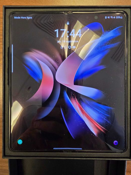 Samsung Galaxy Z Fold4 512GB - Stare excelenta
