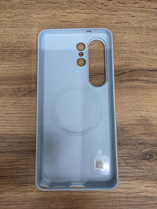 Продам чехол на Samsung 26 Ultra