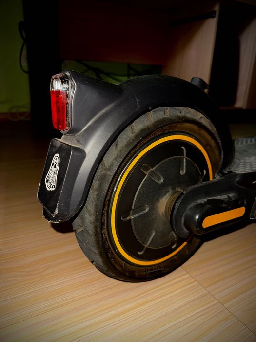 Ninebot max g30 (батерия не работи)