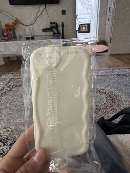 Продам чехол на 8 айфон