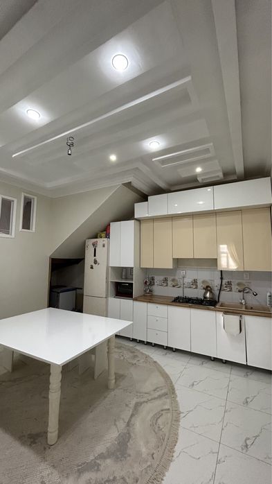 Мансард үй сатылады .Шанхай,Ақберен 19а.