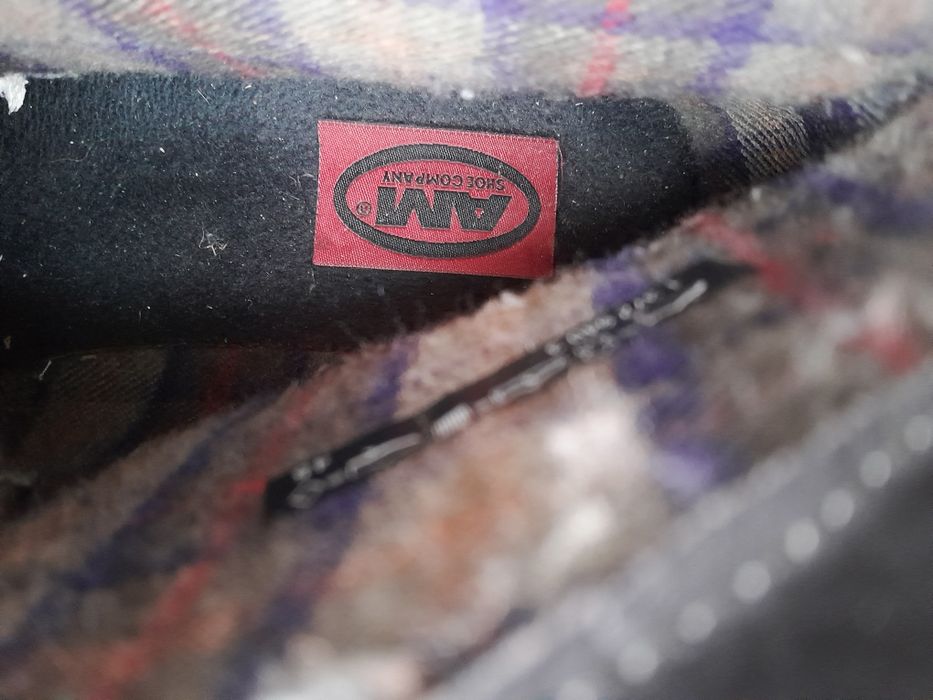 Ghete barbati ms 45 din piele naturala si imblanite ms 45 stare buna