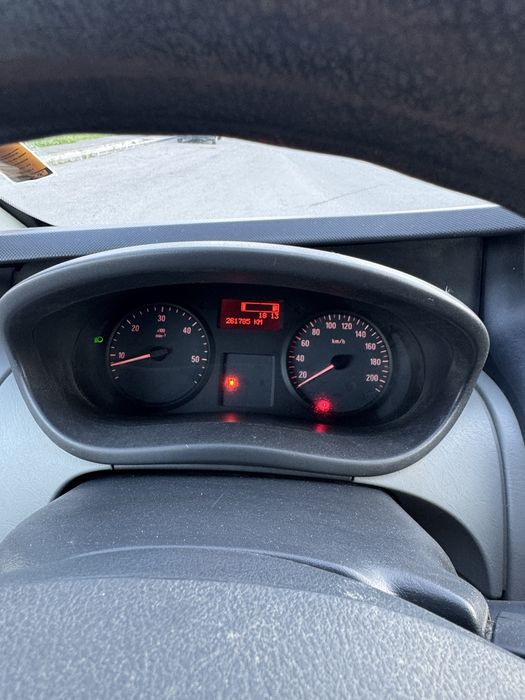 Opel Vivaro  Lung 2.0 lanț E5