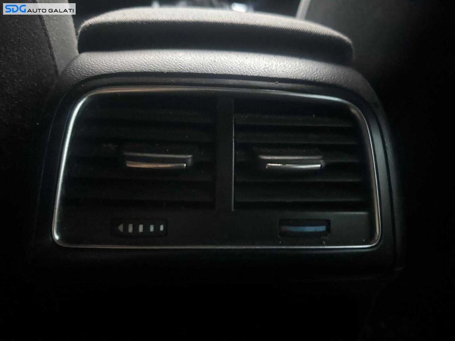 Gura Grila Aer Aerisire Ventilatie Spate Pasageri Audi A4 B8 Break Avant 2008 - 2015 [K0272]