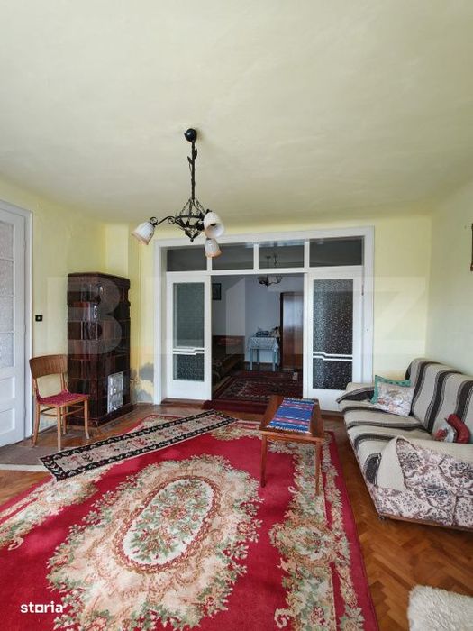 Casa de vazare, 175 mp, teren 6200 mp, exclusiviate, zona Centrala Tur