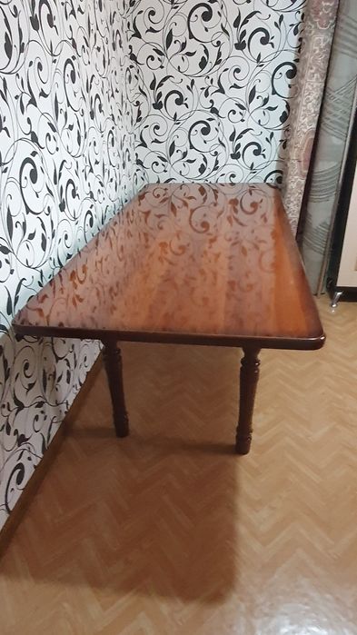 Большой стол . (б/у)