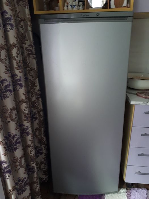 Холодильник Бирюса