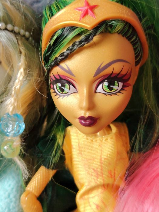 Обмен кукол монстр хай