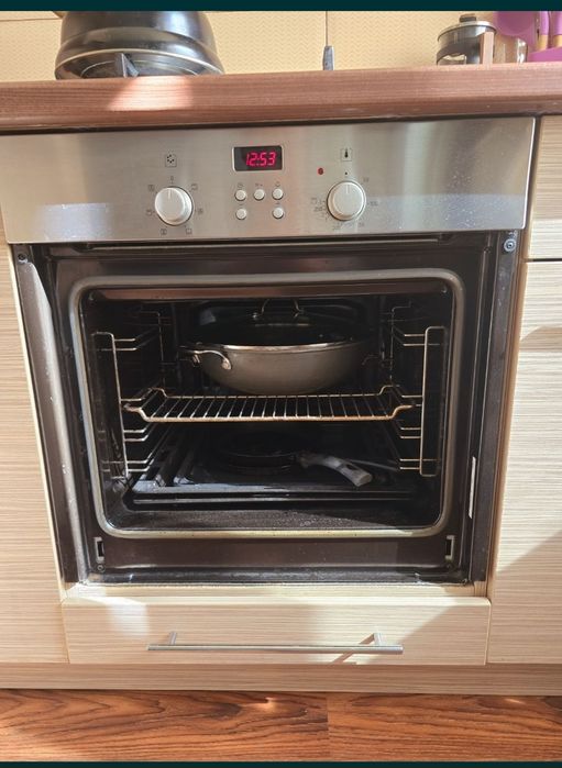 Духовой шкаф Bosh