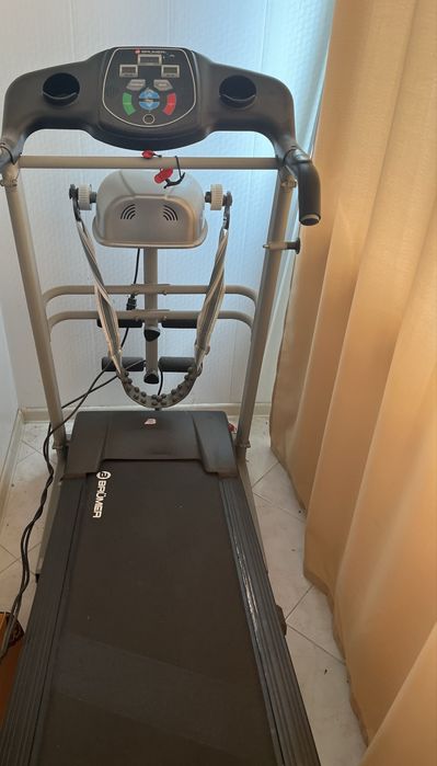 Беговая дорожка с массажером