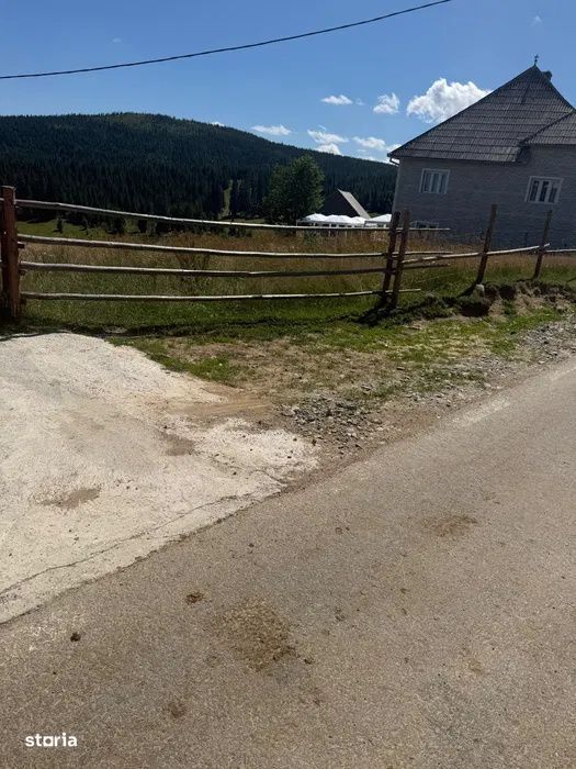 Oportunitate ! Teren intravilan  , 3.728 mp MAGURI