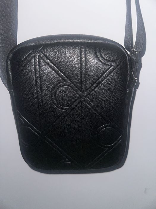 продам сумку calvin klein