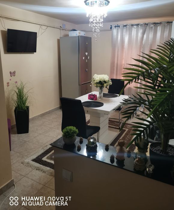 Apartament+spatiu comercial