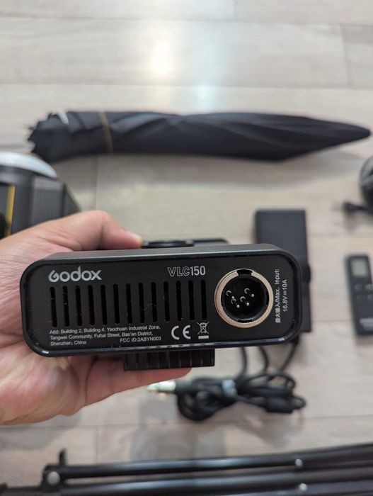 Godox VL150 профессиональный свет.