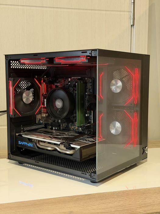 Геймърски компютър Ryzen 5 2400G, RX570, 8GB RAM