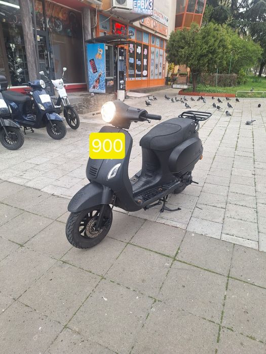 Продава се скутер 50 кубика