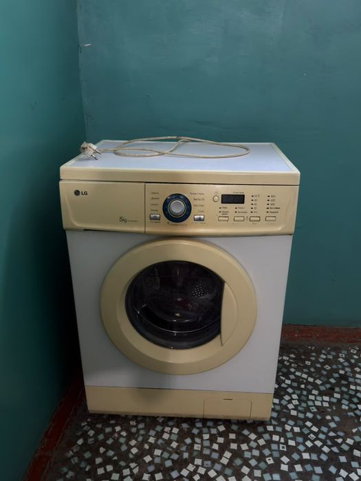 Продам стиральную машинку