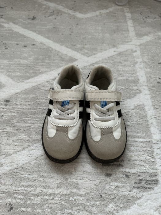 Туфли, кеды на девочку