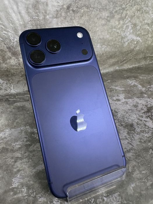 Apple iPhone 17 Pro Max (только e-sim) 512 Gb