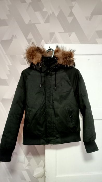 Срочно продам пуховик