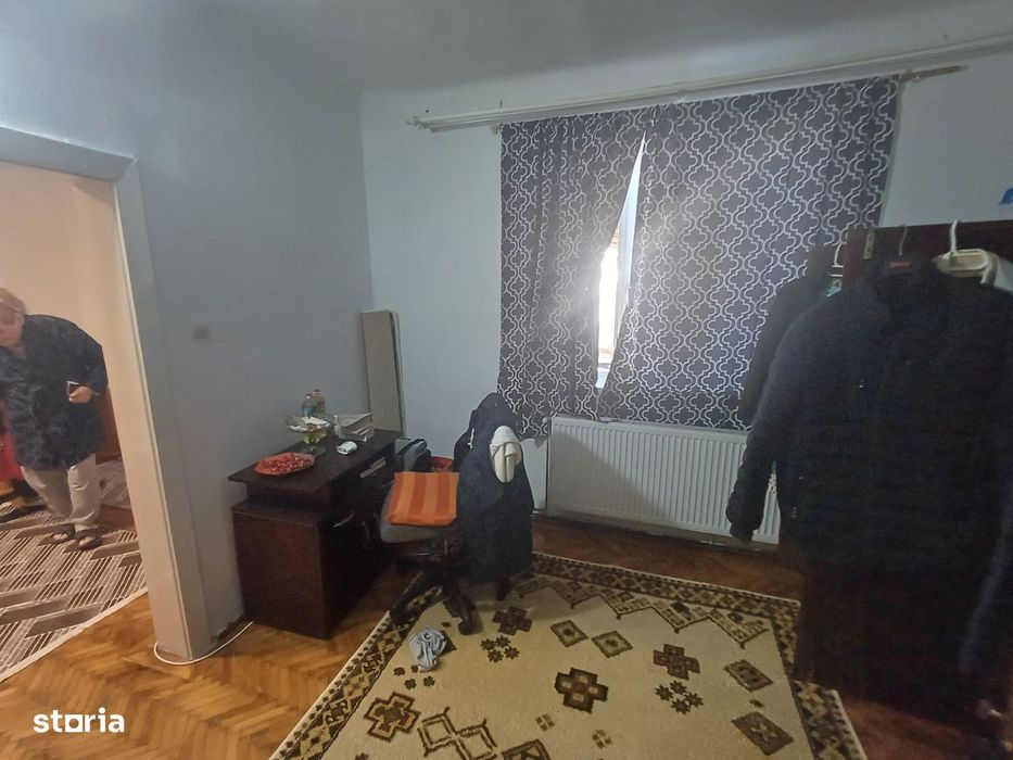 Vand apartament 2 camere in Marasti
