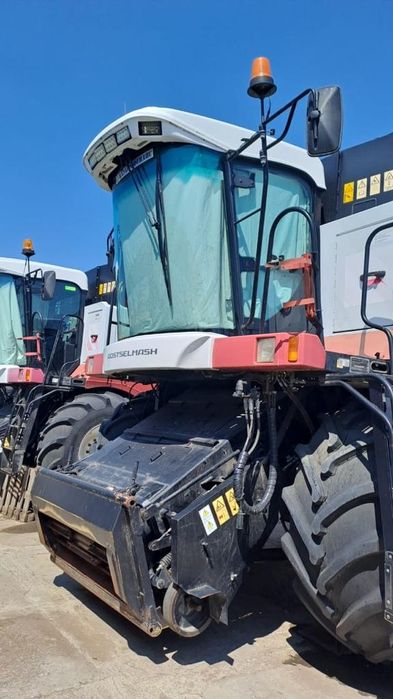 Комбайн Acros 585