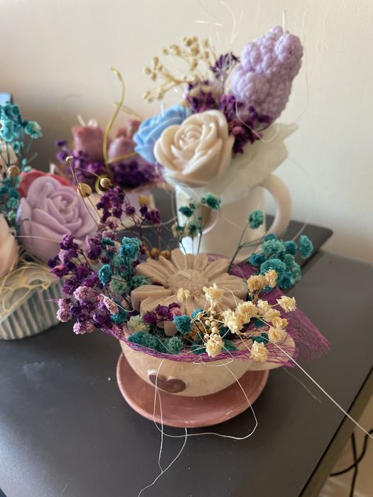 Букети от соеви свещи