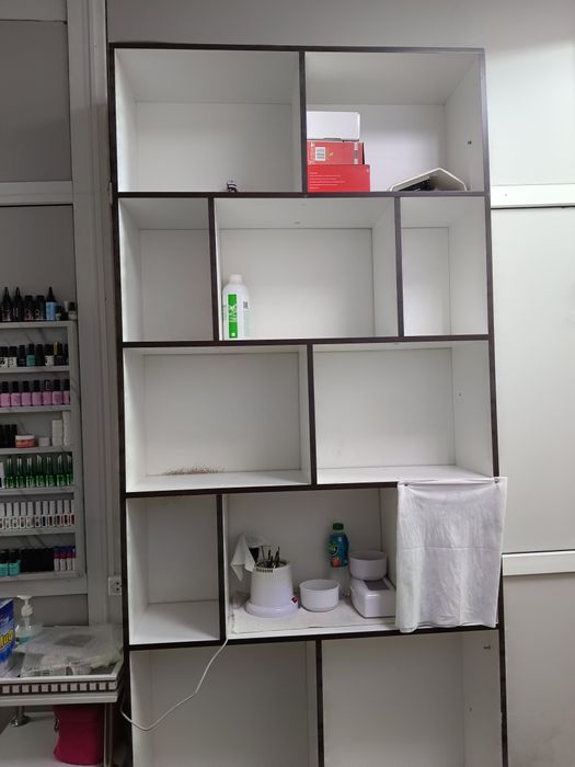 Стеллаж, полка  для книг или мелочей